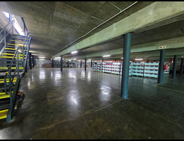 6,649M² WAREHOUSE FOR SALE IN MEADOWDALE